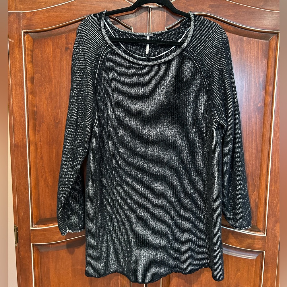 Free People Knitted Oversized Black Women's Sweater